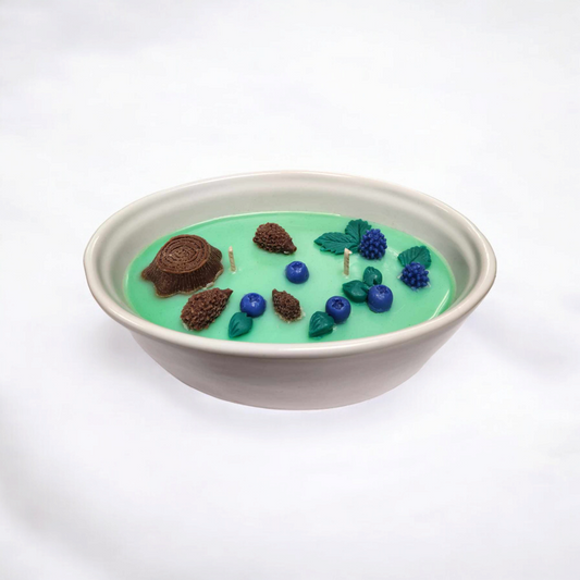 Daisy & Bramble Berry Picking Ceramic Candle