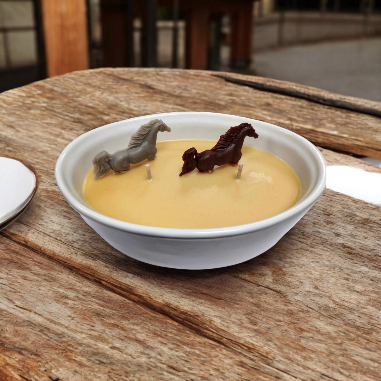 Daisy & Bramble In the Stable Ceramic Candle