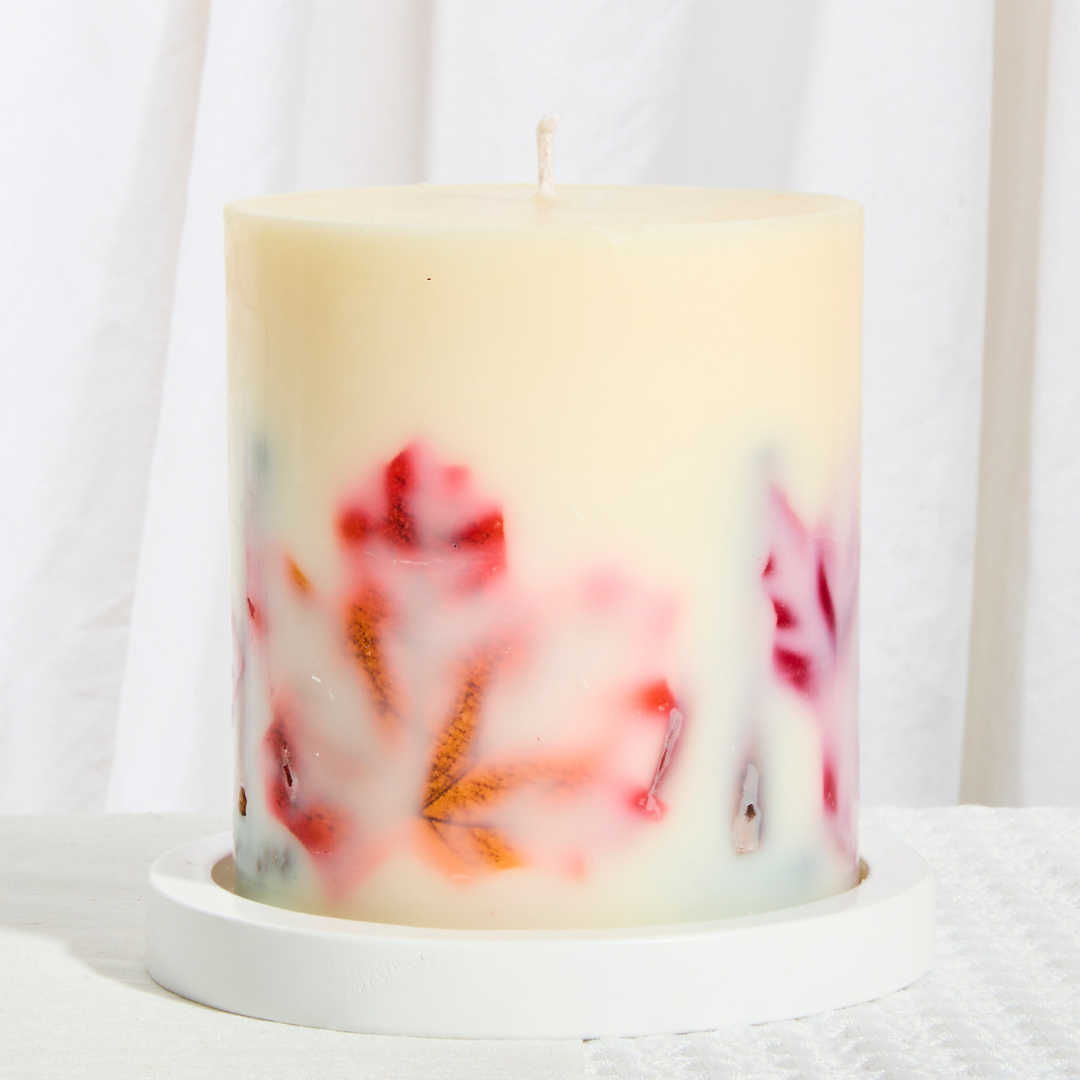 Spiced Apple Medium Luxury Botanical Candle - Apple, Cinnamon and Nutmeg