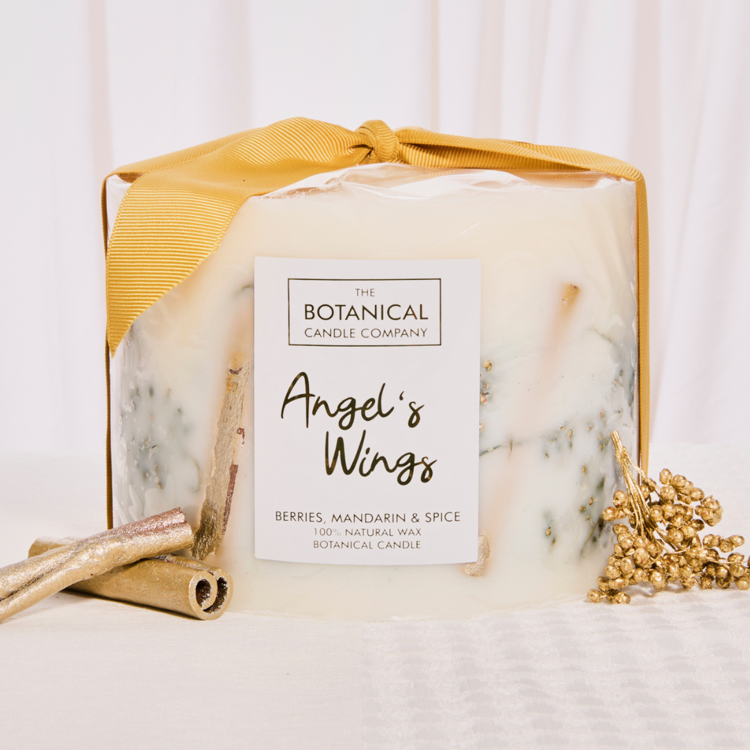 Angel's Wings Grand Luxury Botanical Candle - Berries, Mandarin & Spice