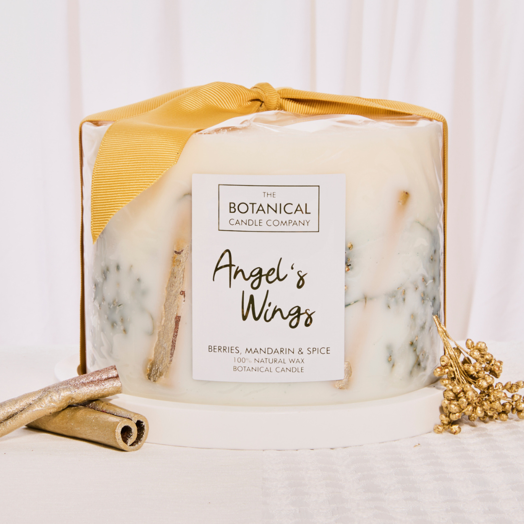 Angel's Wings Grand Luxury Botanical Candle - Berries, Mandarin & Spice