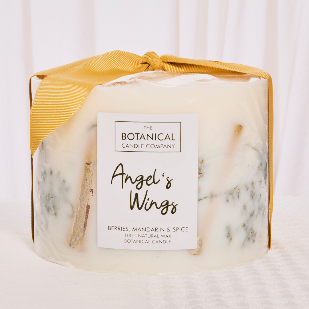 Angel's Wings Grand Luxury Botanical Candle - Berries, Mandarin & Spice