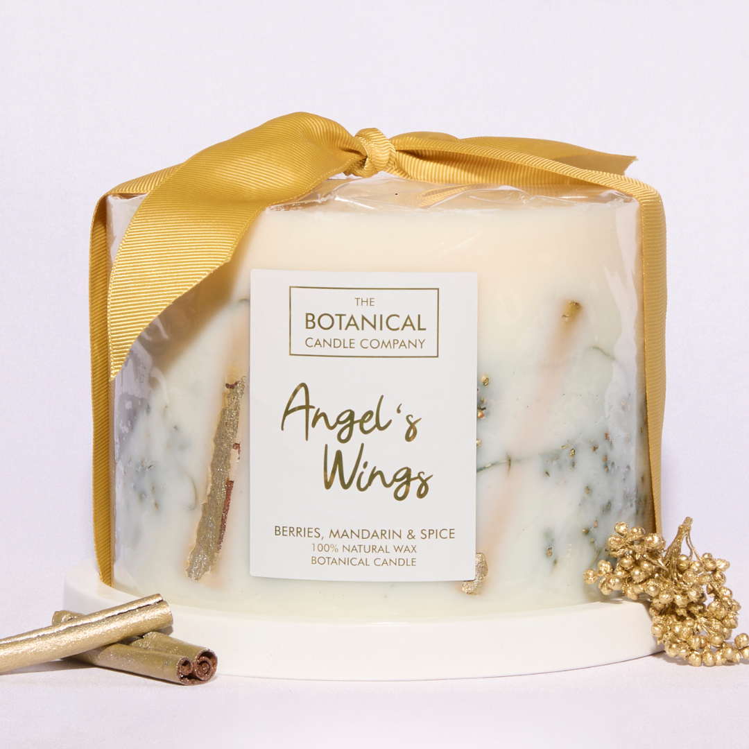 Angel's Wings Grand Luxury Botanical Candle - Berries, Mandarin & Spice